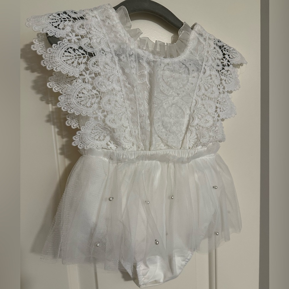Elegant White Lace Baby One Piece 12M